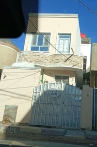 للبيع بيت طابقين ١٠٠ متر طابو زراعي حي الزهراء للتواصل ٠٧٧٣٣٦٩٥٩٩٢