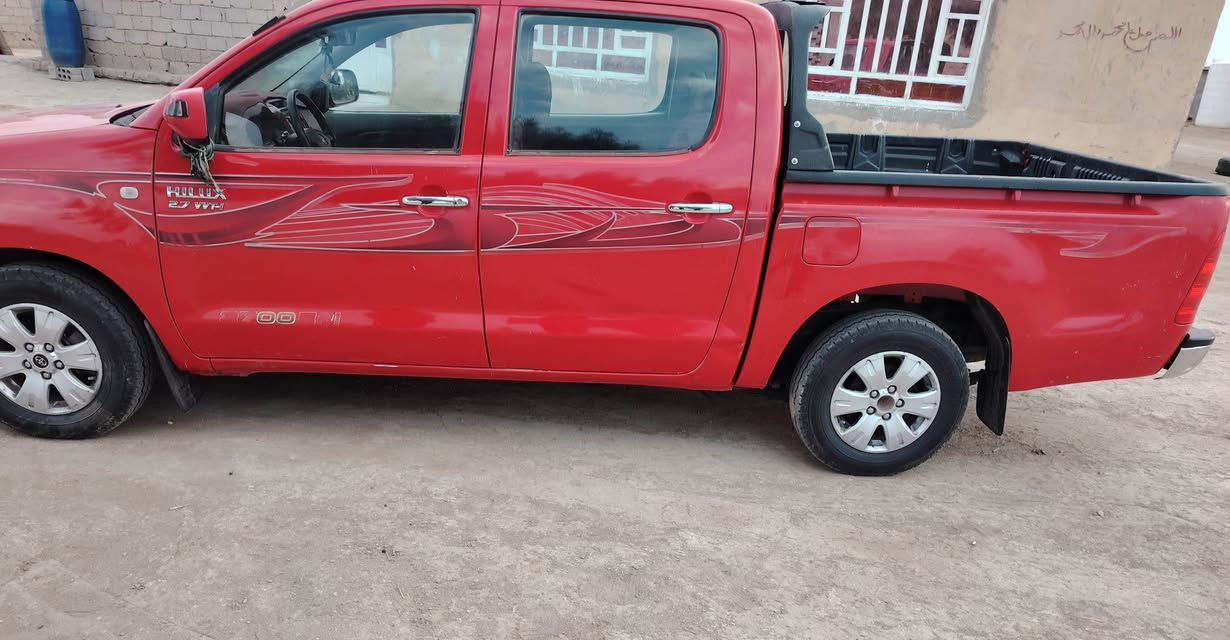 "للبيع تويوتا بيكم  2010
لون أحمر، محرك بيه خيط بخار، بيه شبر بارد يم بك لايت  مكدار شبر، مكحله باب البدي بيه شبر 
خياس
السعر: 158 ورقة وبيه مجال
المكان: بابل
للتواصل: ***********"
رقم واسط
