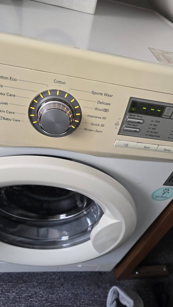 للبيع نظافه ٩٠بل ٪


**إذا كنت صاحب هذا الإعلان وتريد حذفه لأي سبب، رجاءا أرسل رسالة إلى الدعم الفني**