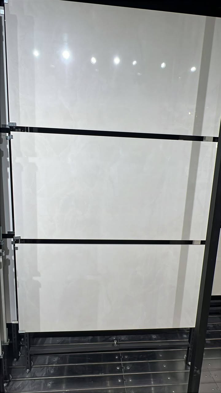 وصول وجبه جديده سعودي درجه اولى وجميع القياسات  قياس 60*1.20 موقع المكتب محافظه الانبار قضاء هيت شارع الحولي زهور الاولى مقابيل كليه العلوم التطبيقيه استفسار على رقم وساب *********** ارجو إرسال رسالة خاصة رد يكون  قريب لكثرات الاستفسار
