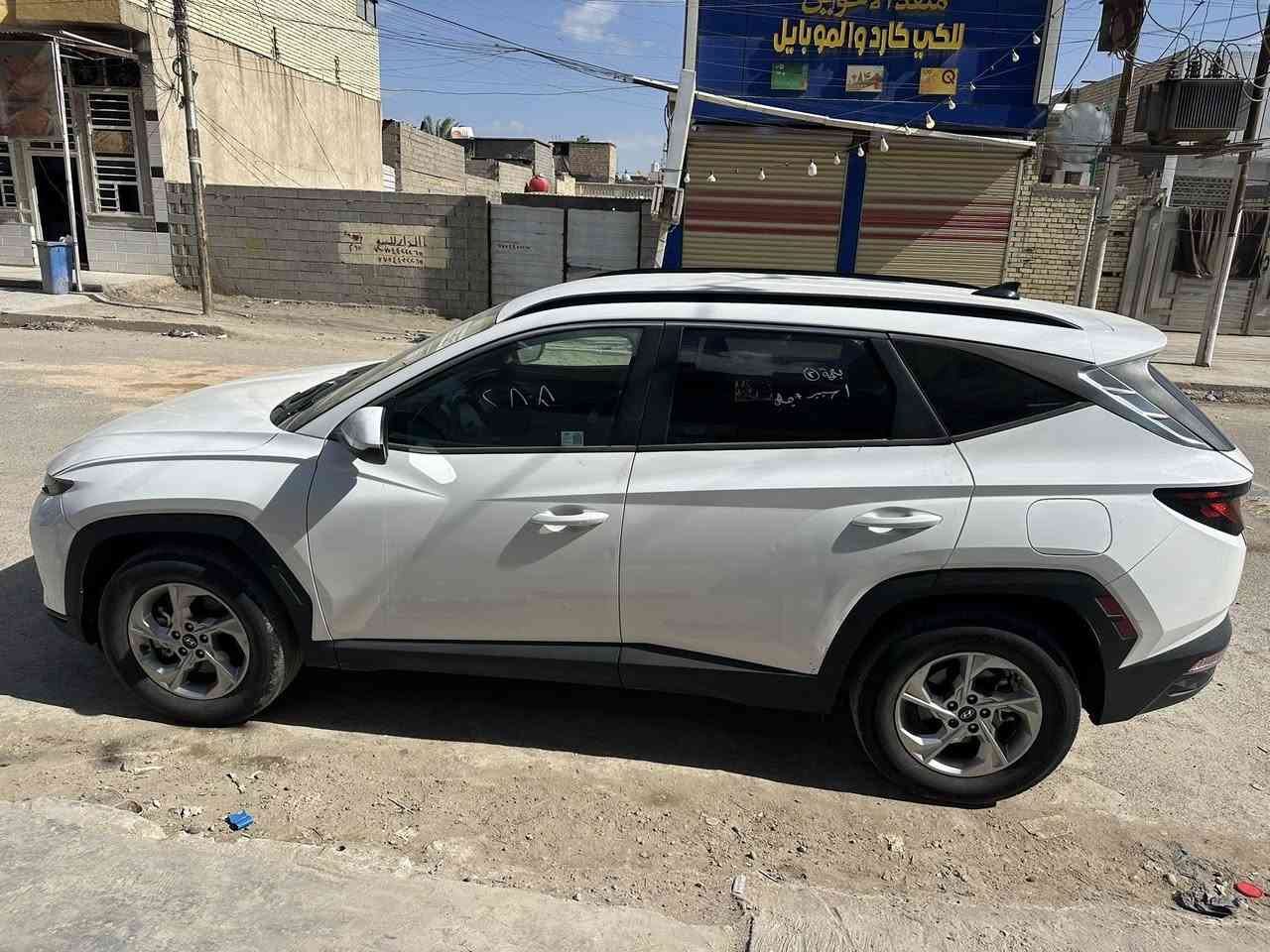 سلام عليكم توسان 2024 EX سياره حلوه وحادثة كلش خفيف بدون رقم السعر 180 وبيهه مجال بسيط العنوان حي النصر ***********
