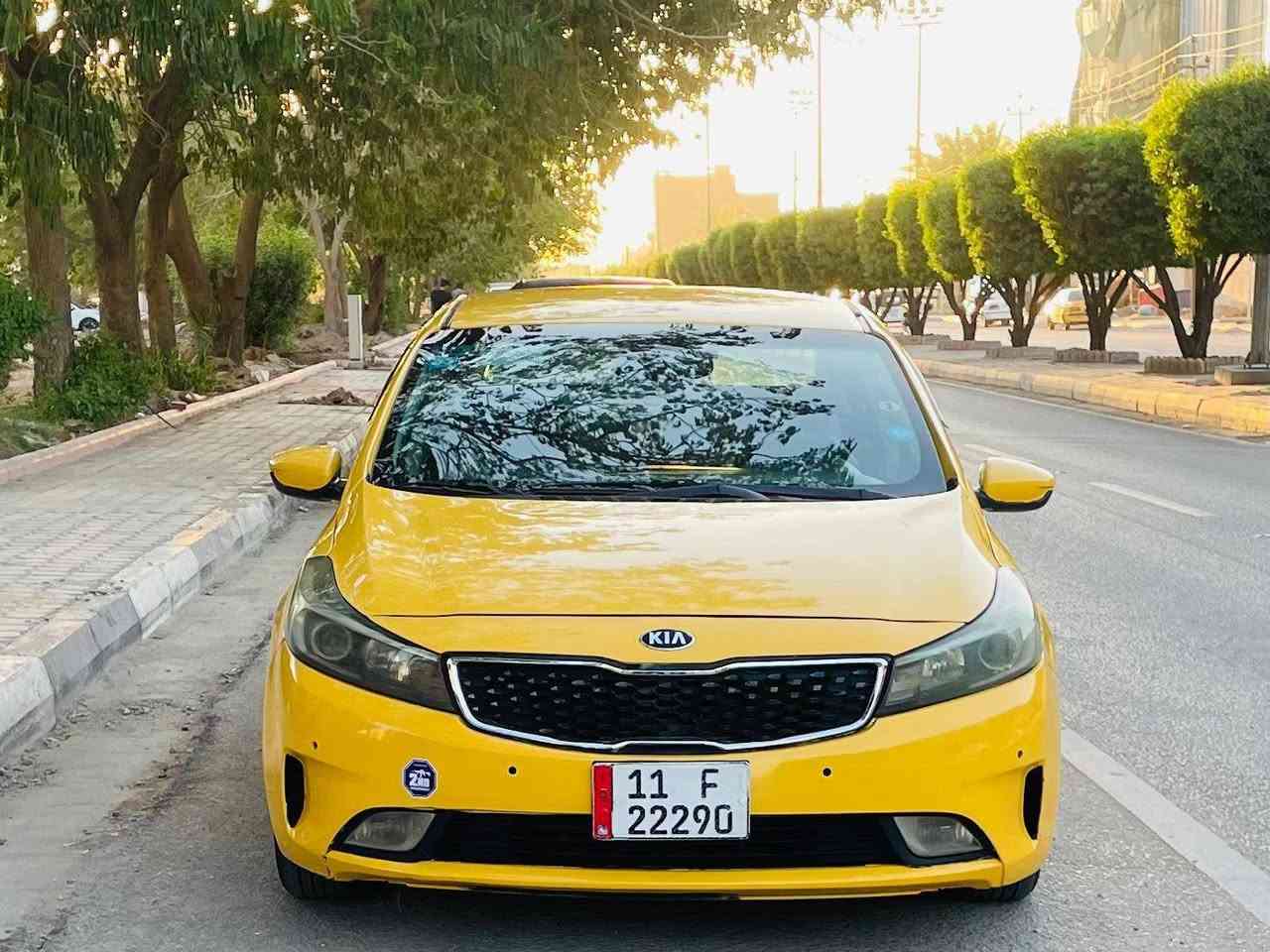 سلام عليكم البيع كيا فورتي موديل 2017وارد امريكي حادث جاملغ بدون دواخل ولباقي مكفولة كفالة عامة اليبل واحد سيارة جديدة وجاهزة من كلشي تبريد ثلج حدادية تخم تاير كير ومكينة 2000 دوش مكفولات سنوية الغاية 2030هيه غرامات مصفره سيارة احله من صور السعر (100 )الاستفسار الاتصال علا رقم ***********سيارة كربلاء مكلف نشر

