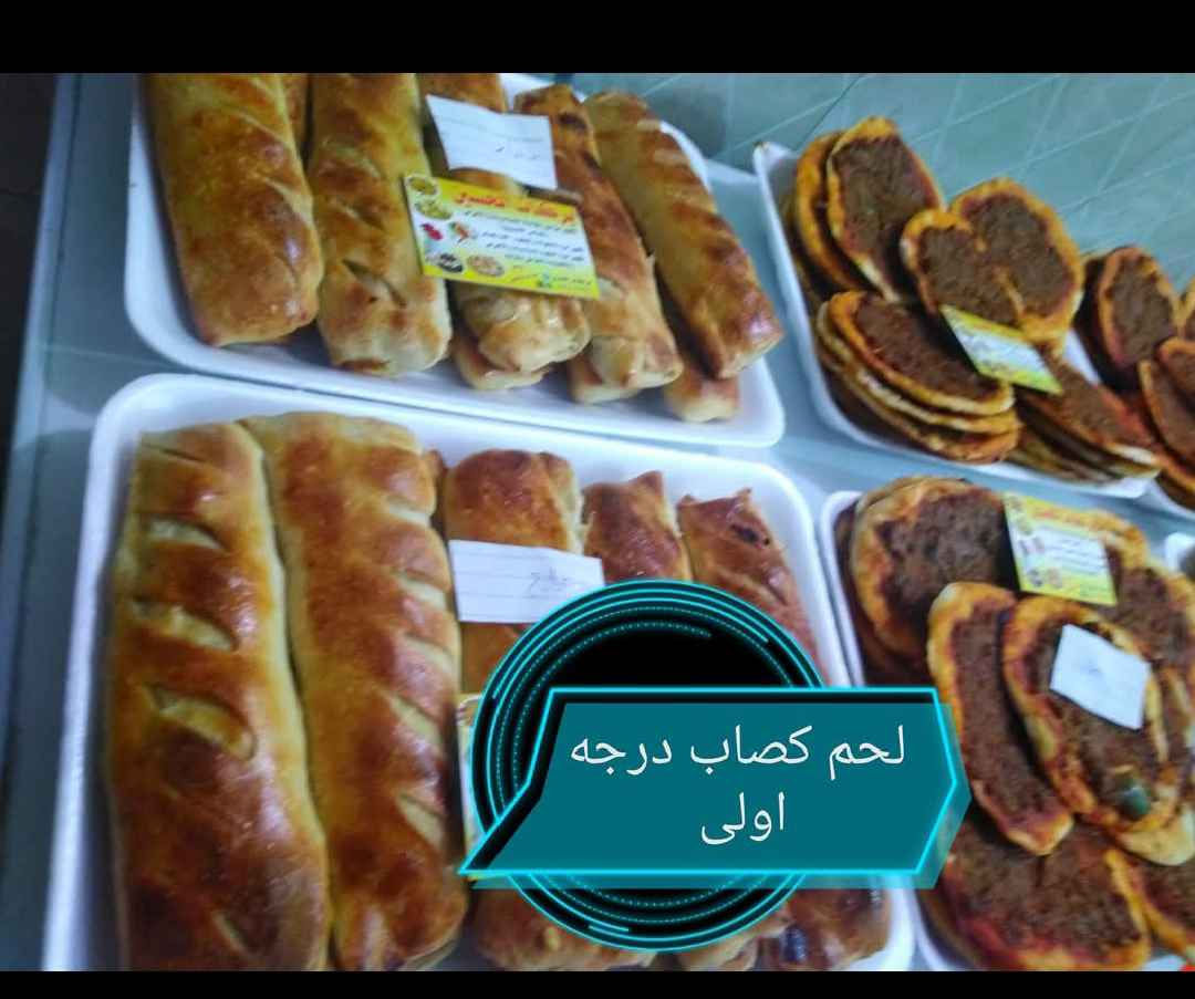 اللهم صل على محمد وال محمد تجهيز اليوم لزبونتي تقريبا 160 قطعه جهزنا وصلناه لمنطقة البوبيات فطاير مني بيتزا وفطائر كلشششش عجبه التجهيز فرششش وجديد ونظيف كربلاء الحجز على الخاص او واتساب *********** توجد خدمة توصيل كربلاء, العراق
