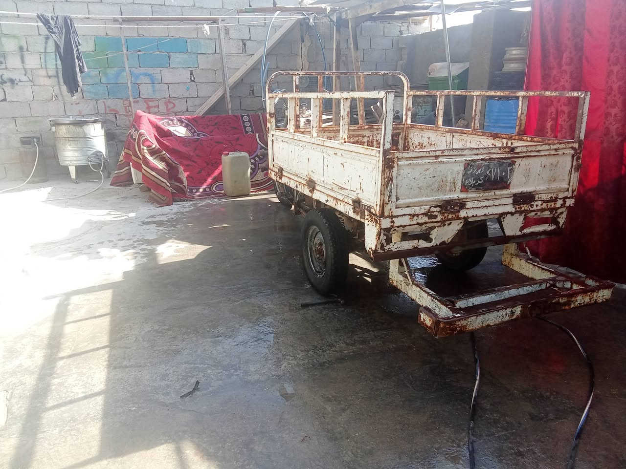 ستوته للبيع مكان كربلاء موديل 2008 رقم موبايل***********
