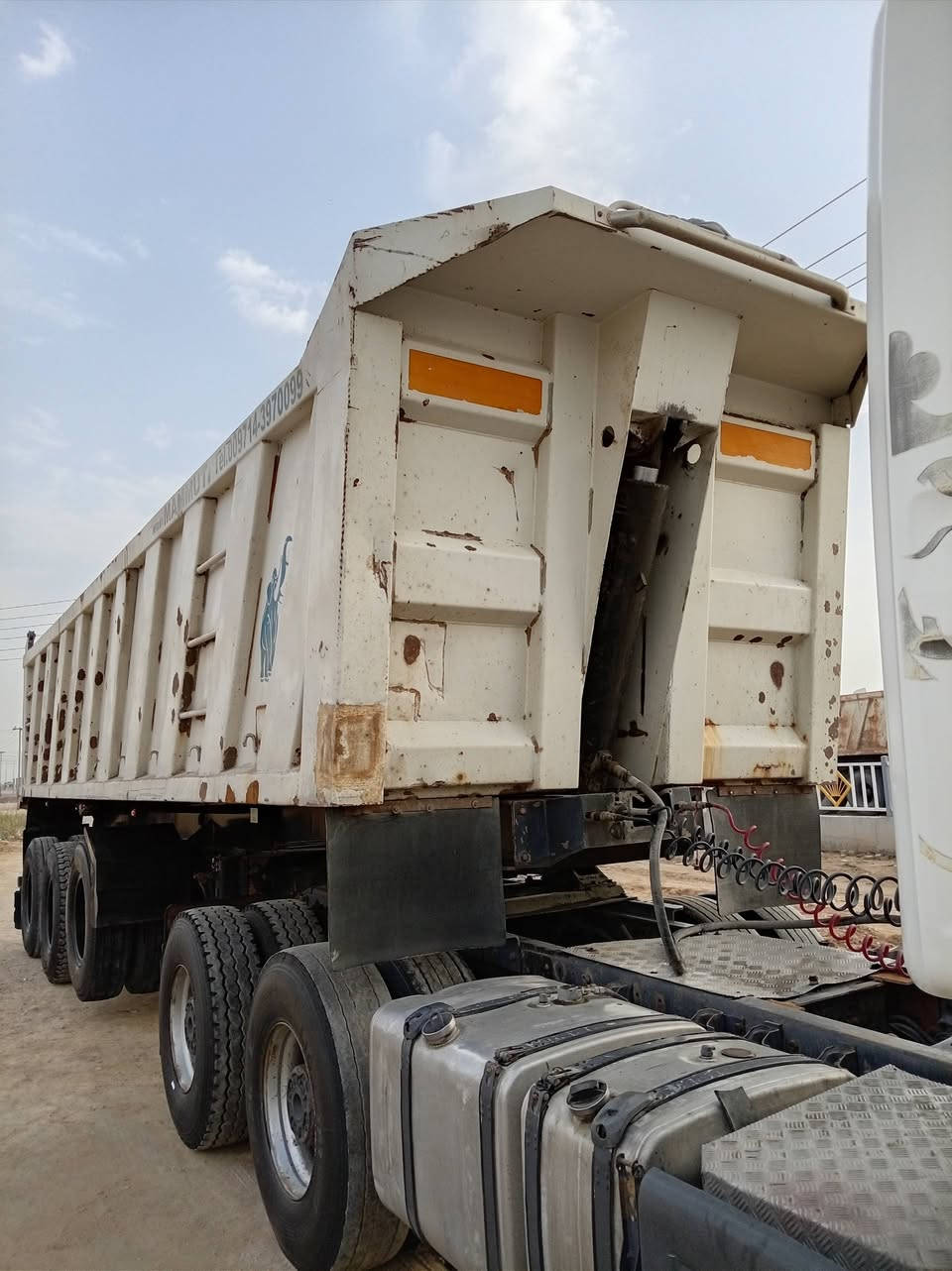 سلام عليكم عربانه ماموت للبيع  إماراتية(2010) ***********//***********
