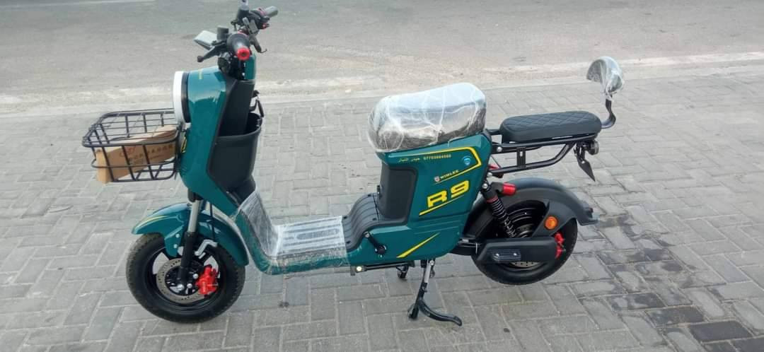 سلام عليكم دراجة شحن للبيع موديل 2025 بطاريات 5 جديد مواصفاتها تشغيل عن بعد قفل فتح ترجع R بلوتوث دراجة نضيفه مثل ما واضح بالصور
السعر 400 
رقم: *********** 
العنوان البصرة ياسين خريبط
