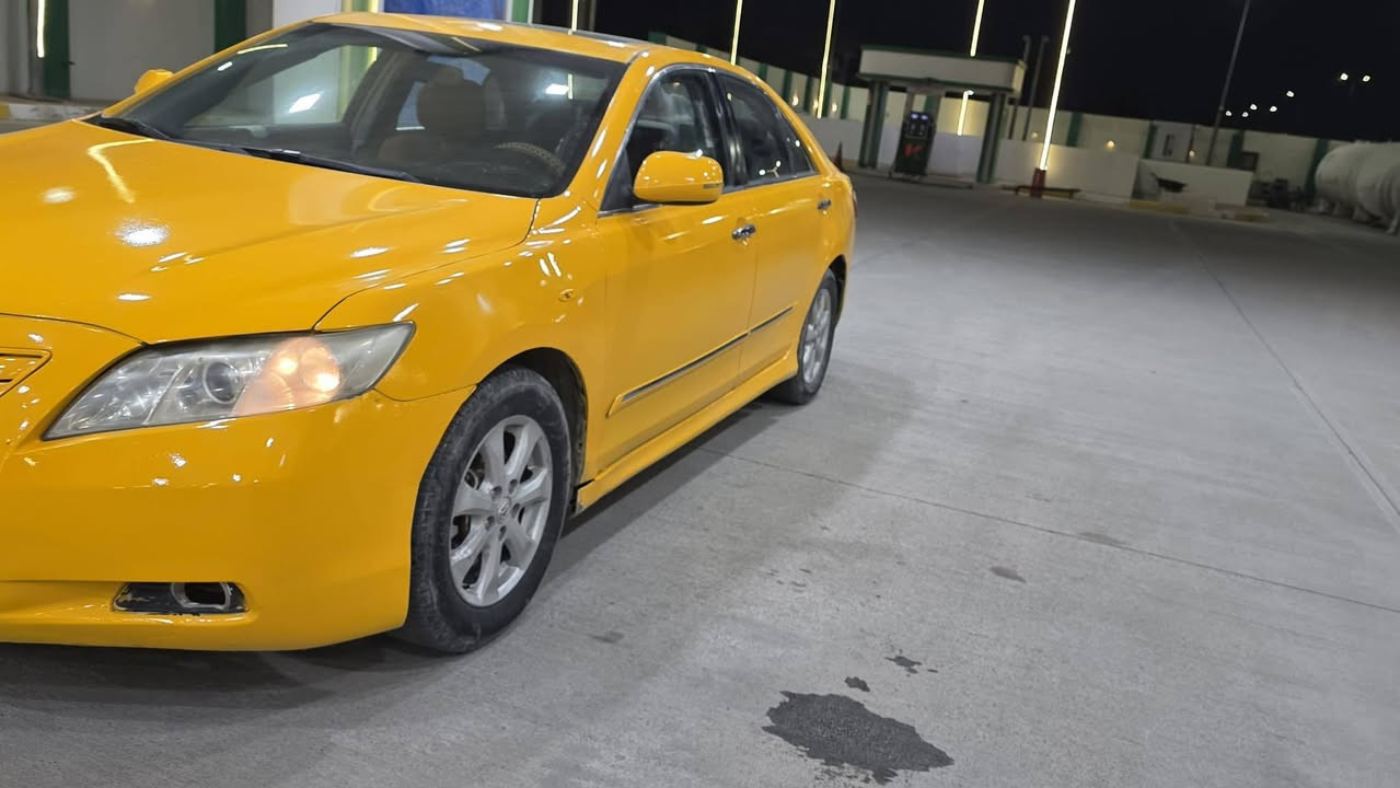 سلام عليكم تويوتا كامري موديل 2008 رقم صلاح الدين صدامي شرط الوكاله والتحويل هيئه وغرامات مصفره مكينه وكير بشرط مكينه 2400 صدر أمامي خلفي جديد تخم تايرات جدد مكفوله من الضربه والتبديل فتحت سلايت سياره جهازه وجديده واحله من الصور للبيع او مراوس حسب قناعه
السعر 55 وبيها مجال بسيط
العنوان كركوك 
رقم الهاتف ***********
