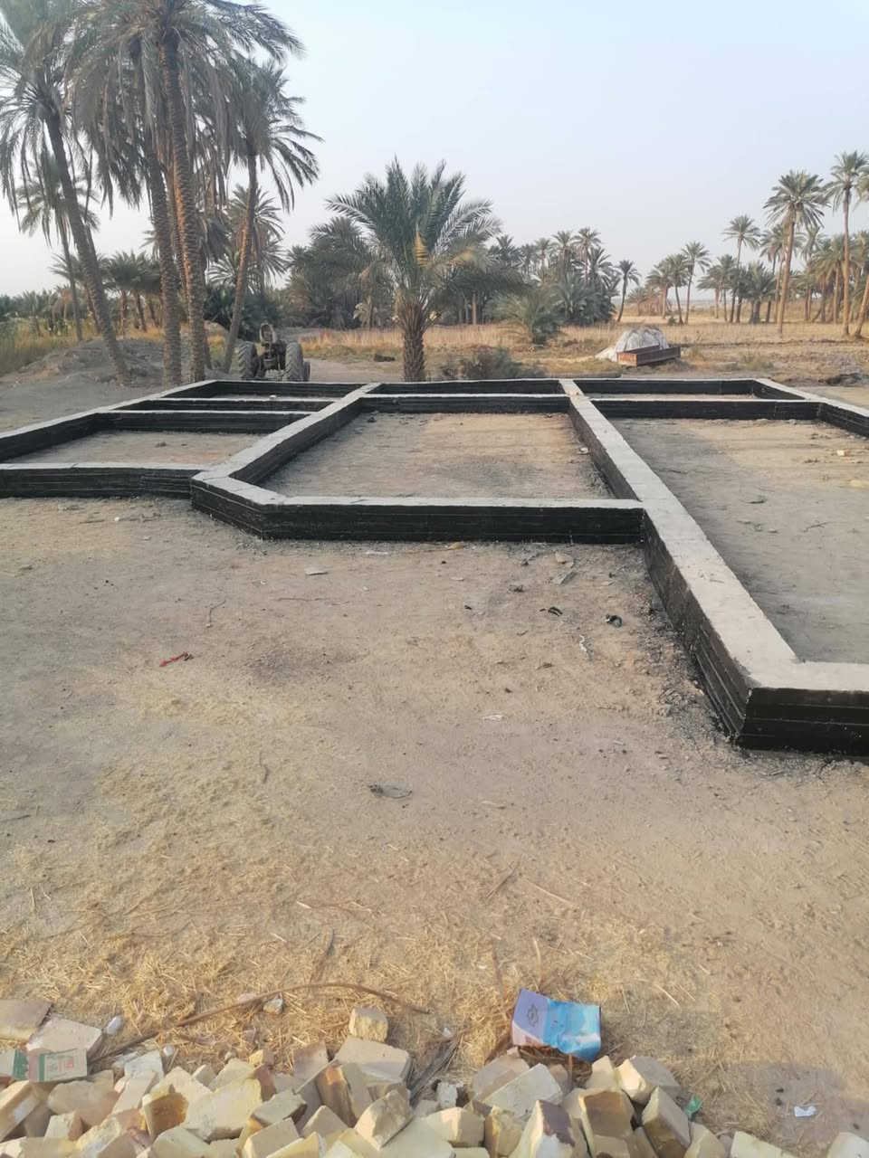 سلام عليكم 
اعمالنا في تكير السطوح والبتولات 
كادر متخصص وأسعار مناسبه 
***********
