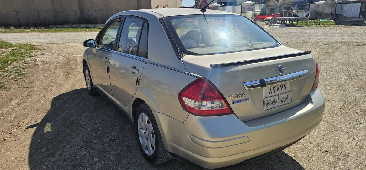 سڵاو 
نیسان تیدا،2008،اوتۆماتیک،٤جام کارەبایی،برۆنزی،
بەشەرتی گێڕومەکینەوتبریدوتحویل وغرامەو هەمووشتێک، زۆرپاک وتازەو جوانە و ماڵی دۆستە،
2پارچەی بۆیاخە، لەسلێمانییە***********
84$ومعامەلە *********** السليمانية, العراق
