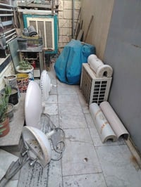 مغاسل عدد ٣ بحالة جيدة اثنين منهم مع الصوندات السعر ٥٠ ألف  مبردة بحال...