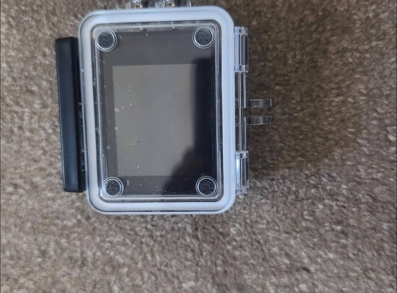 كاميرا تصوير رياضي من نوع 4K Sports Ultra HD DV30M تصوير فيديو بدقة 4K بمعدل 30 إطاراً في الثانية (30 FPS).
مقاومة للماء حتى عمق 30 متراً.
دقة صور ثابتة تصل إلى 16.0 ميجابكسل.
تدعم الاتصال عبر الـ WiFi وتستخدم بطاقات ذاكرة TF تصل إلى 64 جيجابايت. ٢٥ مع التوصيل


**إذا كنت صاحب هذا الإعلان وتريد حذفه لأي سبب، رجاءا أرسل رسالة إلى الدعم الفني**