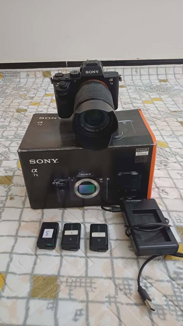 كاميره سوني
تفاصيل عاليه كلشي بيه نضيف ستعمال قليل مع 3 بطاريات مع شاحنه
تجي كامله حسب صوره 
سعر مليون و 300 وبيه مجال 
الاستفسار على الخاص


**إذا كنت صاحب هذا الإعلان وتريد حذفه لأي سبب، رجاءا أرسل رسالة إلى الدعم الفني**