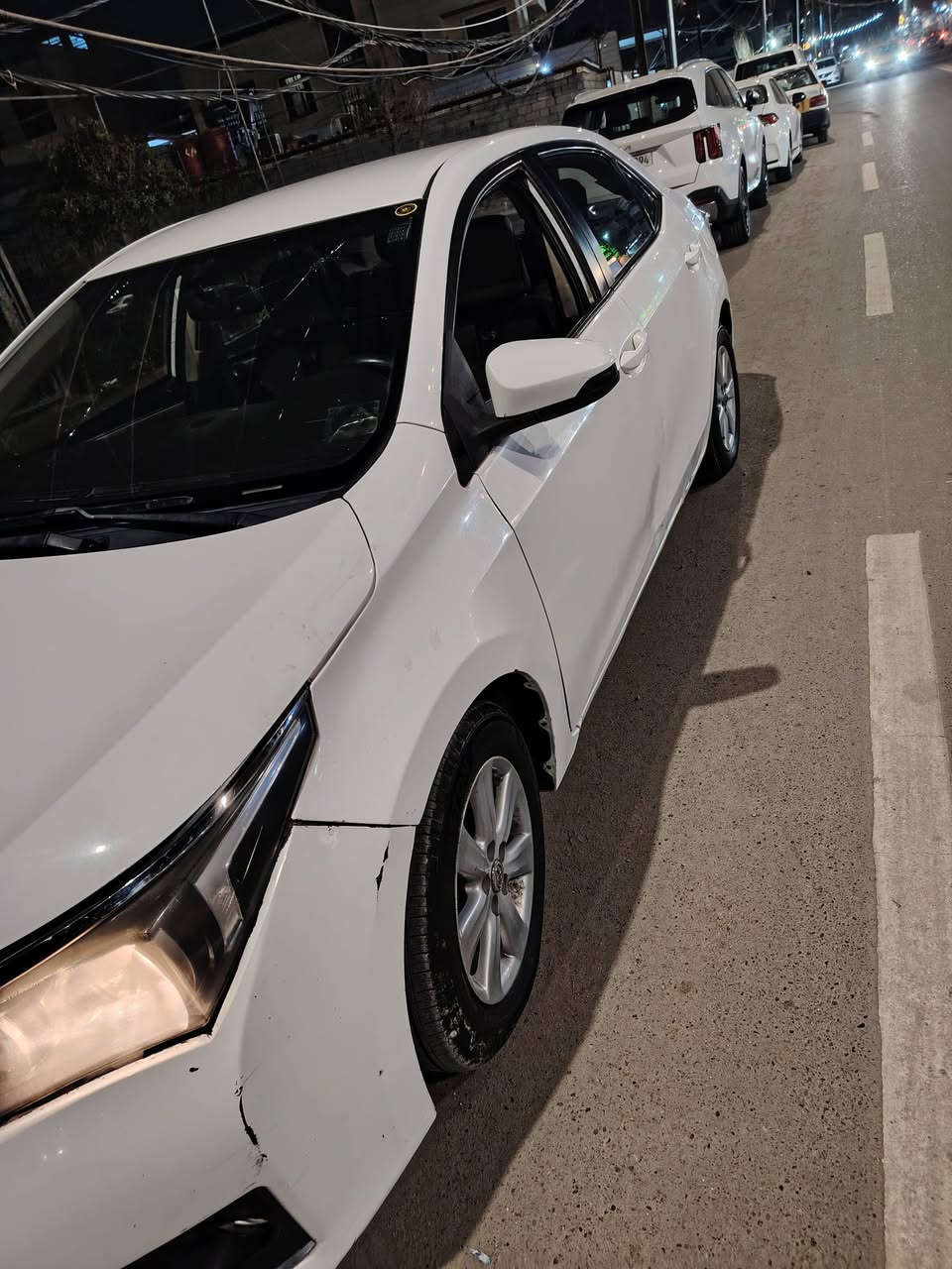 السلام عليكم 
كورلا ٢٠١٥ خليجي محرك ٢٠٠٠ 
سيارة بيها مكانات صبغ ٥ قطع والسونار موجود دواخل مابيها حوض وشواصي مابيها 
تحتاج ترتيبات للكشر وللحدادية 
بيها بصمة وتشغيل عن بعد عمل 
محرك كير تبريد ممتازة 
السونار اخر صورة
السعر ١٠٦ 
مكانها الاعظمية او الكريعات 
***********
