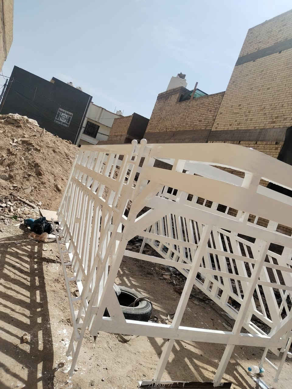 سلام عليكم
محجر كيا   فحل 
نضيف   عالي
السعر 400
او بيه 
مجال للاستفسار  اتصل 
او بيك خير أو تدلل
***********
