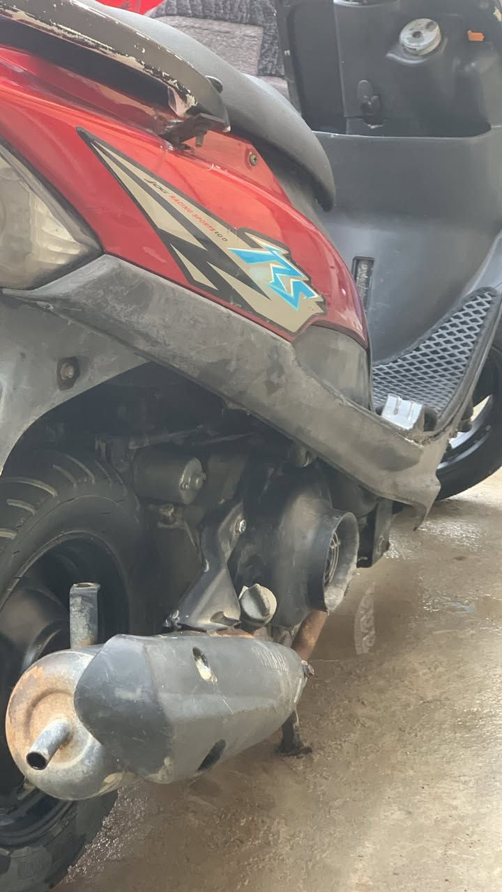 دراجه ماكس عدله بوشه 55 دراجه خير من الله كهربائيات  شغاله عده الاشاير ولسلف شلعه ومعدل تشگ لكاع تجي تفحص وتاخذ اكفلك سرقه سعرهه 400 وبيهه مجال للطيبين 
***********
