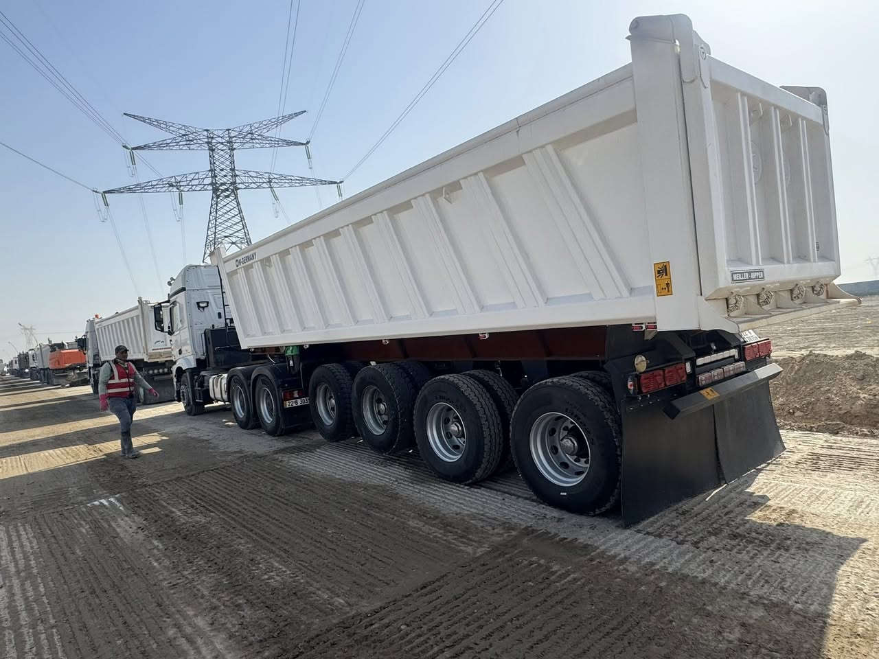 ‏سلام عليكم سارة للبيع مكفول كفالة عامة 2016 __***********
