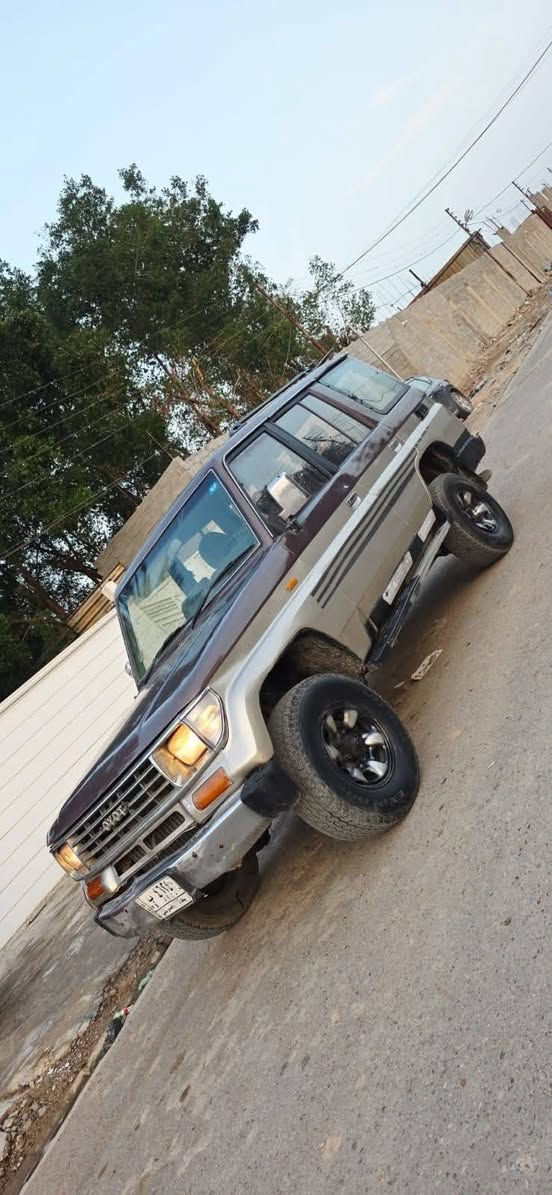 برادو
لاندكروز برادو للبيع رقم بغداد مديل ٩٦ 

محرك ٢.٥ vvt
سعر ٤٥ ورقة 
بغداد مدينة الصدر 

***********
