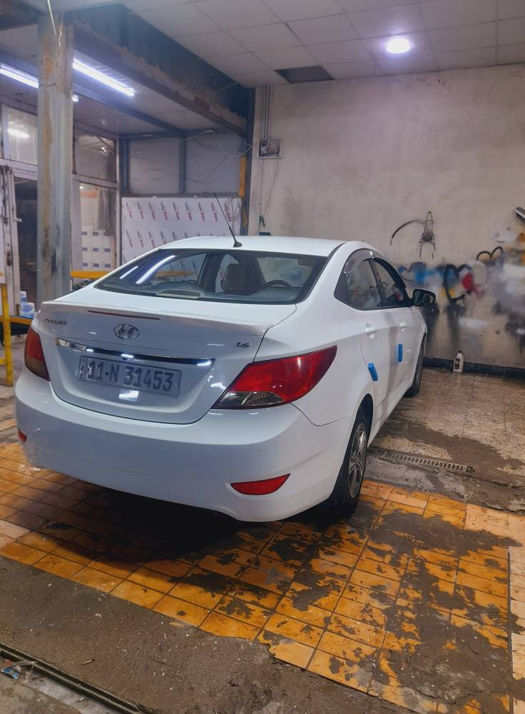 اكسنت خليجي مضلع 
لون ابيض 
٢٠١٦
فول مواصفات 
ماشيه ١٠٠ الف
رقم انكليزي جديد
بيها جاملوغ واحد صبغ فقط
سعر//١١٥ مكاني الكاظمية  *********** بغداد, العراق
