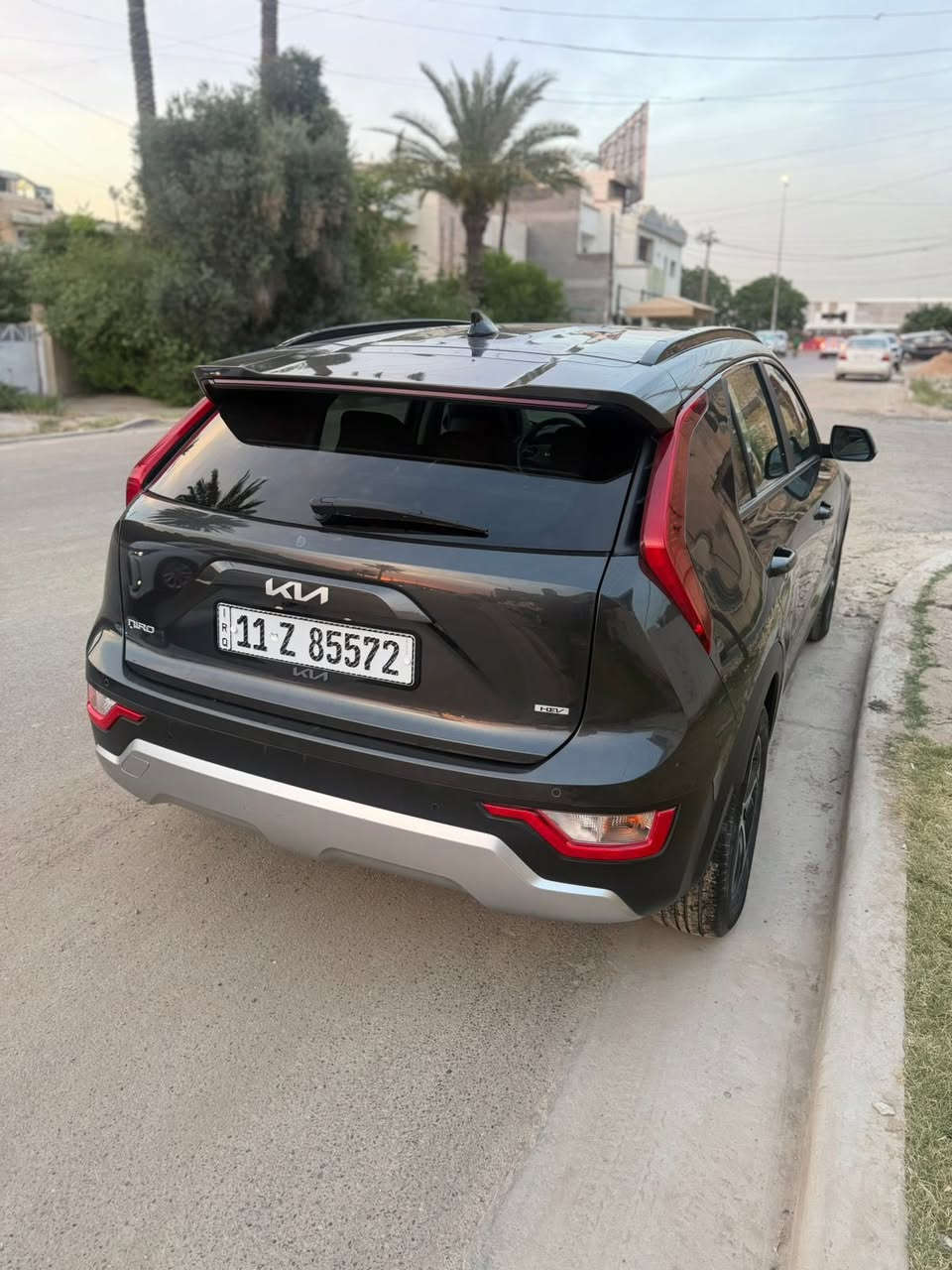 السلام عليكم
كيا نيرو هايبرد 
موديل ٢٠٢٤ 
ماشيه ٢٧
السيارة بدوه اي نقص 
حادث باب بدون ايرباك 
بچم كبس 
السعر 15800
اي استفسار 
***********
