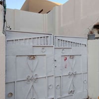 بيت بالثورة • ١ غرفة • حمام داخلي