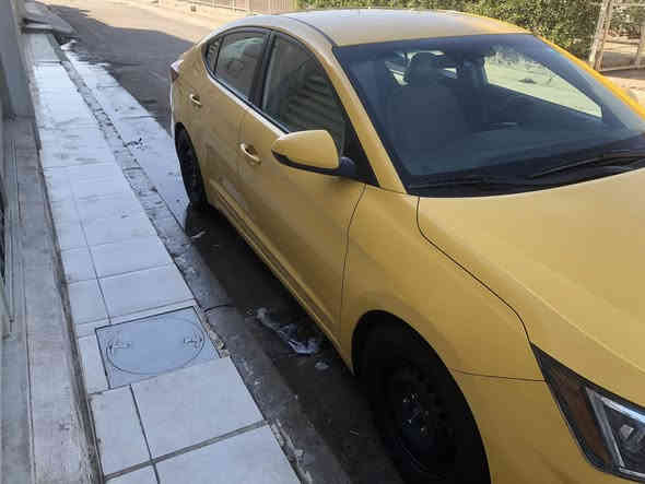 السلام عليكم
عندي  النترا  2019 للبيع مواصفات نص فول معروفه مواصفات النص فول حادثه باب سايق  والخلفي  مبدلات بدون ايرباك  صور الحادث ب المنشور  وبيه سونار هم مال مندلاوي ماشيه 133 وقابل الزياده
عليه منظومه مال غاز  سياره نضيفه مكان  السياره بغداد الحبيبيه  
السعر 145 وبيه مجال 
الهاتف ( ‭0770 712 1916‬) ( ‭0780 007 5930‬ ) ( *********** )
