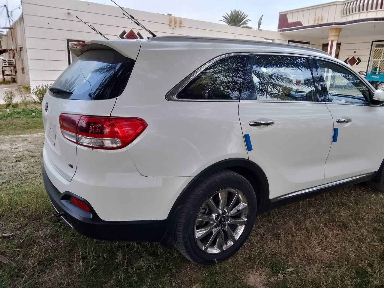 كيه سورنتوا موديل 16 
محرك 6سلندر ماشيه 145بصمه تبريد 3قطع رقم قادسيه 
سياره مكفول من صبغ وتبديل ماعدي بارد مأشر بالسونار فقط 
محرك وكير بالجيس 
مكان بابل واتصل بيك خير تدلل رقم الهاتف ***********
