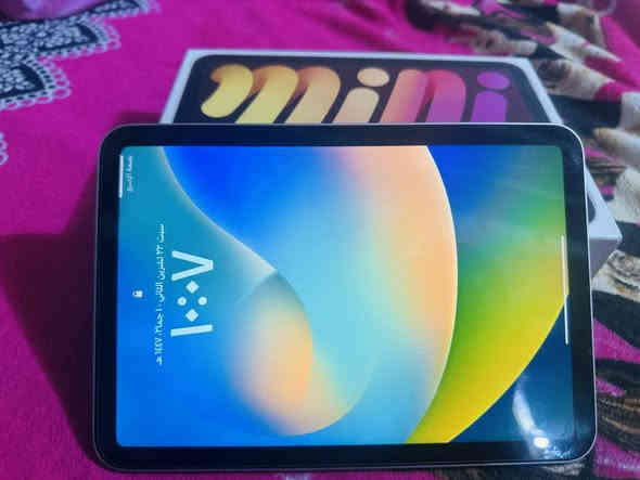 ايباد مني 6 مامفتوح نظيف جدا شخط مابيه ذاكرة 64 بطارية 85
مامتواجد ع الفيس اتصل ع هذا الرقم ***********
