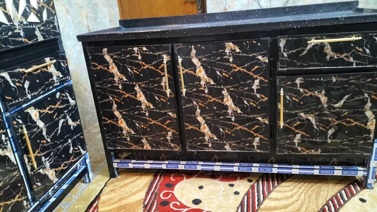 كاونتر 3 قطع مستخدم نضيف تفصال الألمنيوم مو سوكي لا يوجد اضرر عنوان شعب اكو توصيل *********** بي وتساب
