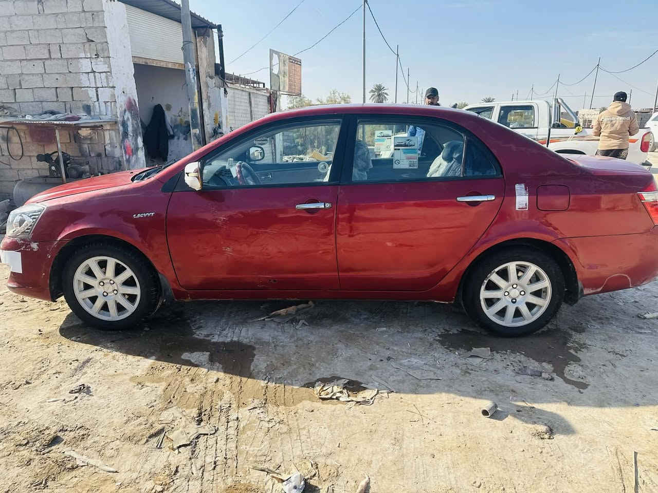 جيلي موبل ٢٠١٣ للبيع مكفوله ماعدا بارد بيها رقم بغداد الدولي السياره تبريد حداديه تخم تاير كهرباىيات جاهزه بيها منضومه زنون مال جناي 45 وبيها مجال وشراي يتصل ***********
