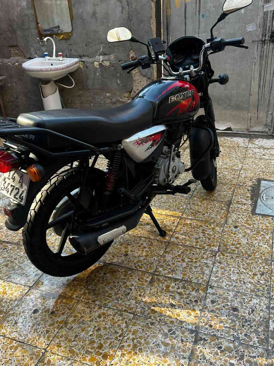 بوكسر موديل 23 رقم وسنويه رايدهه ب مليونين ونص 2500 مراسله ***********
