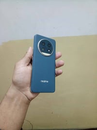 ريلمي 13 برو+ • ٥١٢ • مستعمل شهرين