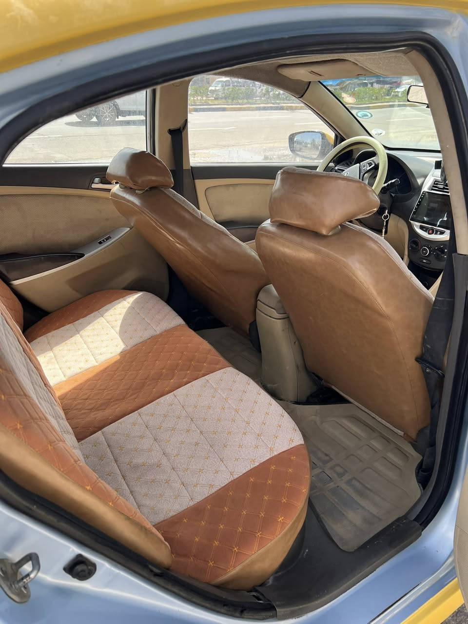 سلام عليكم للبيع اكسنت موديل٢٠١٣سياره حلوه نضيفه بيه شويه بل لغد ايسر مكصوص  راجع بدلدي
مكينه معمره من جديد كله حداديه جديده كهربايات كله شغاله  مكاني كربلاء سعر سعره ٦٨بيه مجال بسيط


**إذا كنت صاحب هذا الإعلان وتريد حذفه لأي سبب، رجاءا أرسل رسالة إلى الدعم الفني**