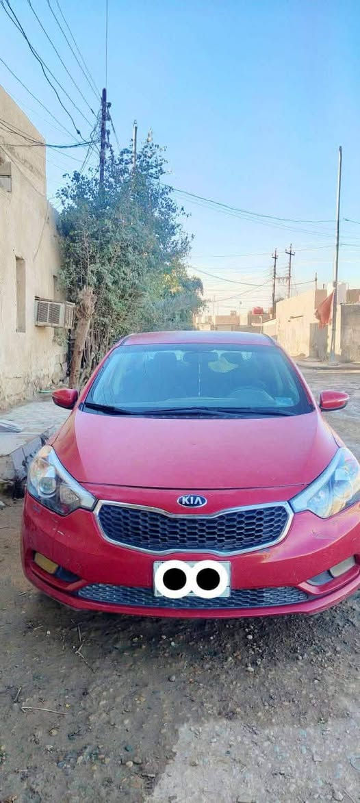سلام عليكم 
كيا فورتي موديل 2015 
نص فول 
تحكمات بلاجكتور مثبت سرعه
رقم مثنى مداور ثاني يوم
كير ومكينه وحداديه وتبريد خير من الله 
تبديل قبق جنطة
بيع فقط 
***********
