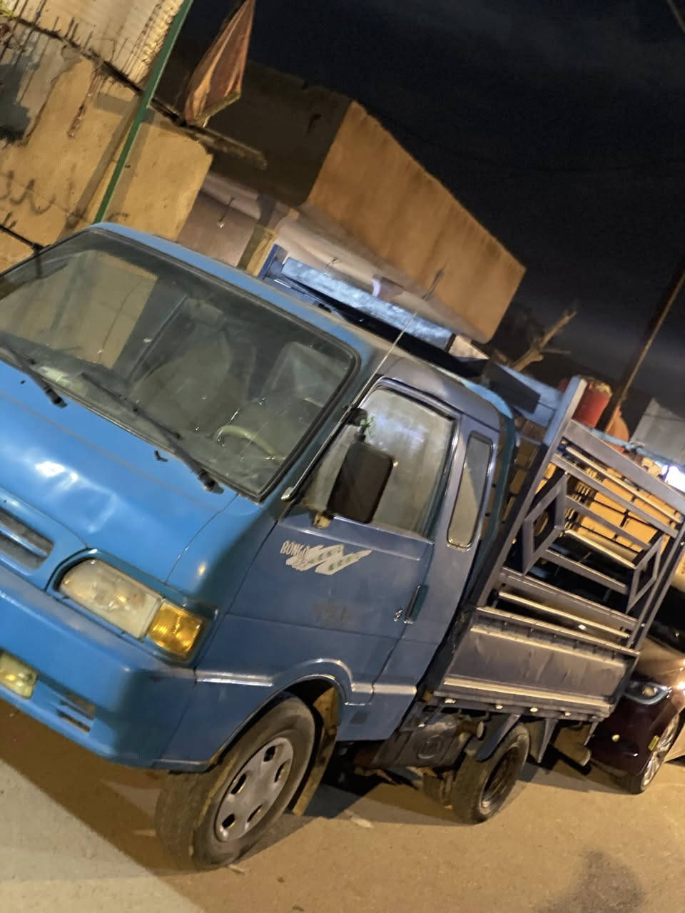 بنكو للبيع 194 كيرها كايم المكينه جديده السياره كامله راعيها موجود هزه جديده كيرها كام ومحتاج فلوس اريد ابيعها مكاني البصره ***********
