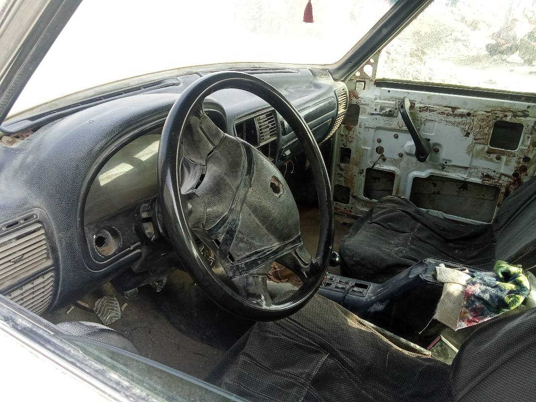 سلام عليكم للبيع فولكه رقم بغداد اسود راعيها  موجود
مكينه ونجي نضيفه كير عادي تخم تاير مكان سوك الشيوخ ***********ابو عبدالله
