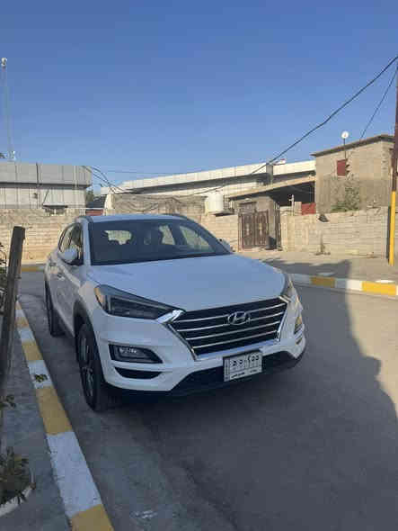 من رخصة الادمن المحترم سياره توسان2019 سياره خير من الله ماشيه ١٩٦الف بيهة بارد شويه كد شبر باب السايق وارد صغير بالجاملغ الخلفي اقل الشبر سياره مال جناي احلا من الصور يشهد الله السعر 185وبيهة مجال شويه حك الجيه للاستفسار اتصل ***********او***********واني خادم 

مكان سياره دوره
