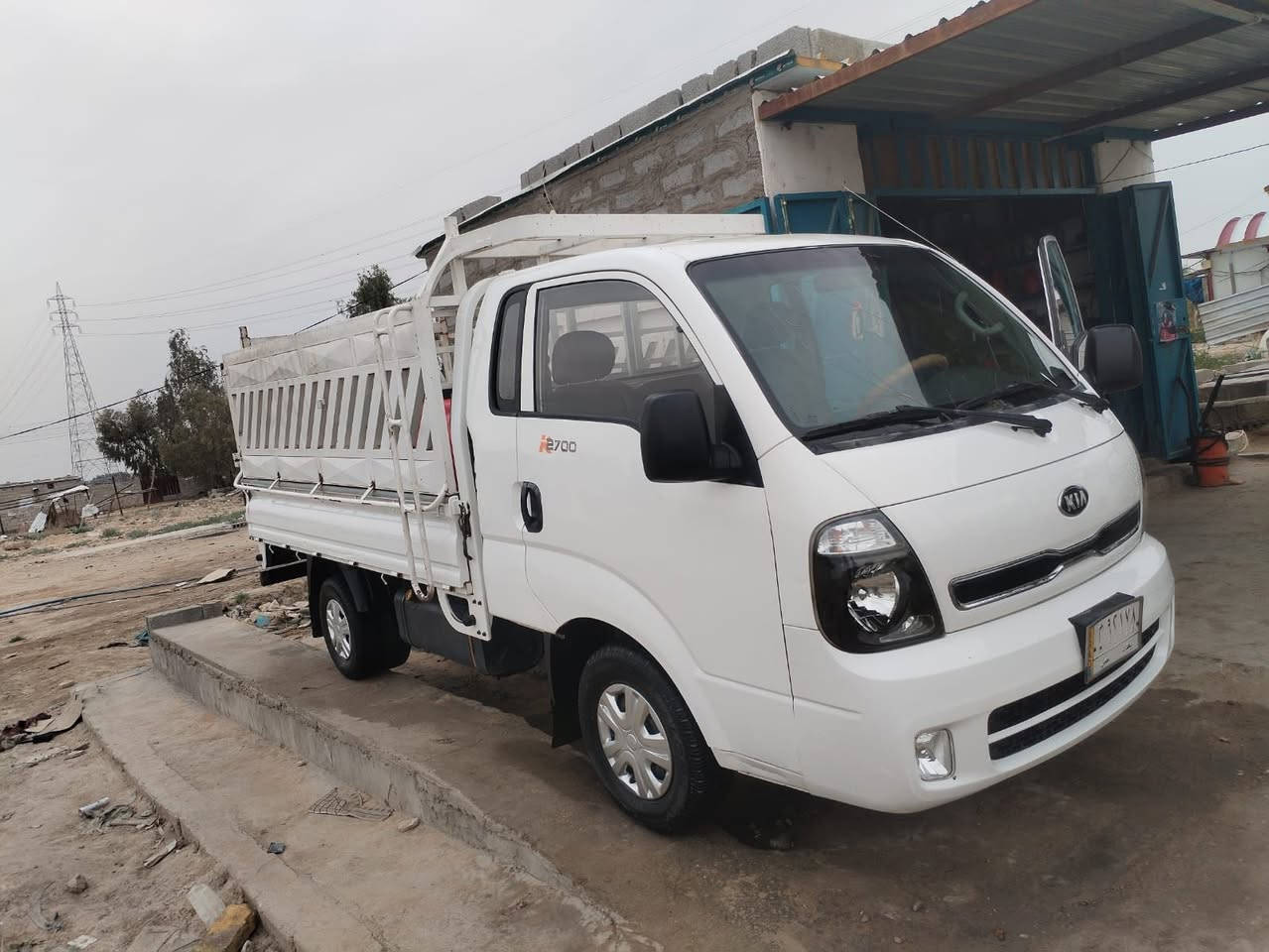 السلام عليكم
كيه حمل للبيع موديل 2017 مكفوله كفالة عامه سياره جديده بمعنى الكلمه ماشيه 230
كير محرك شاصي مكفول كهربائيات كلها شغاله
تدفئه تبريد ثلج❄️
تخم تايرات حداديه جديده
رقم بغداد سنويه مجدده لل 27 مشروع وطني
العنوان بابل كفل
للاتصال ***********
