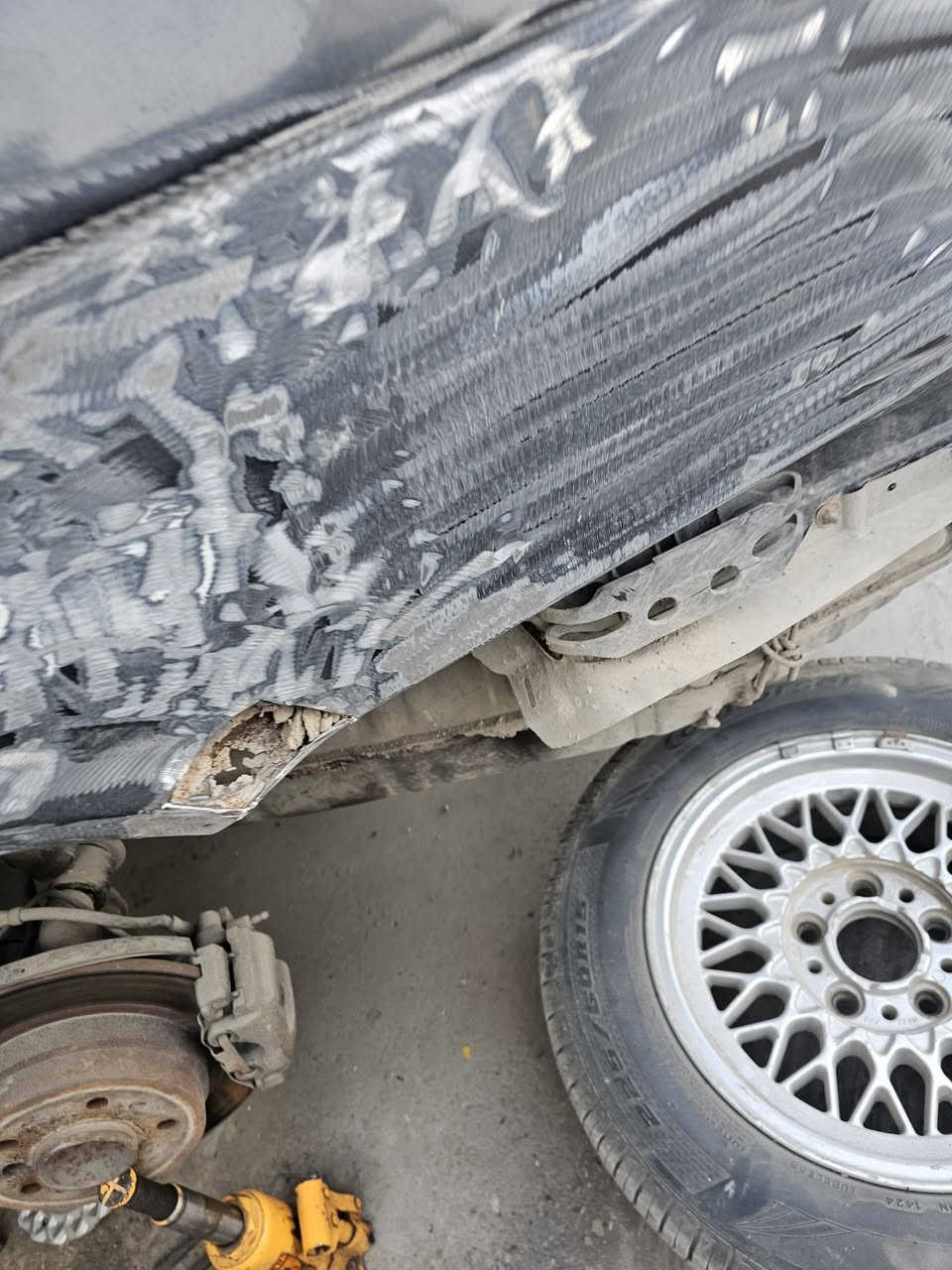 تم تجهيز سمكره والصبغ بلكامل من النمر للصباغه ال BMW
بابل المسيب قرب مفرق لسده ***********
تحياتي للجميع
