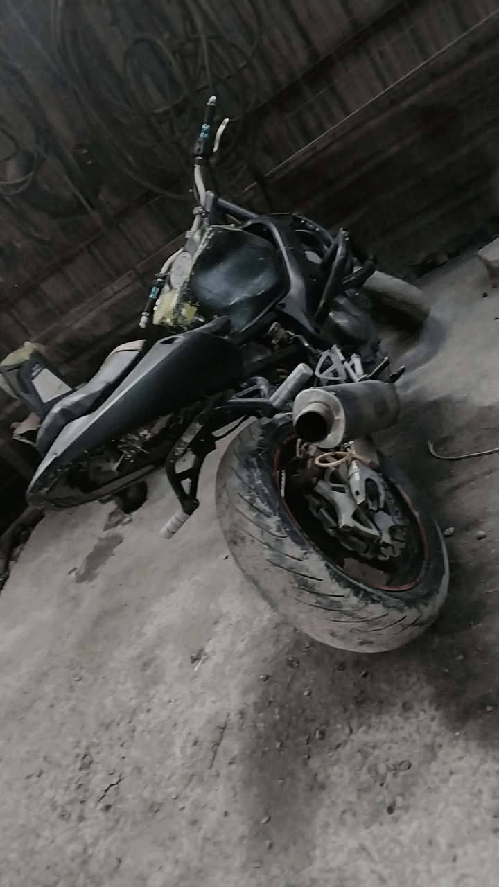 السلام عليكم افوراي مكينه 600 شغاله نكره اي وقت رياضي مكان دوره ابو دشير سعره ١٥ بيه مجال استفسار ‏‪***********‬‏
