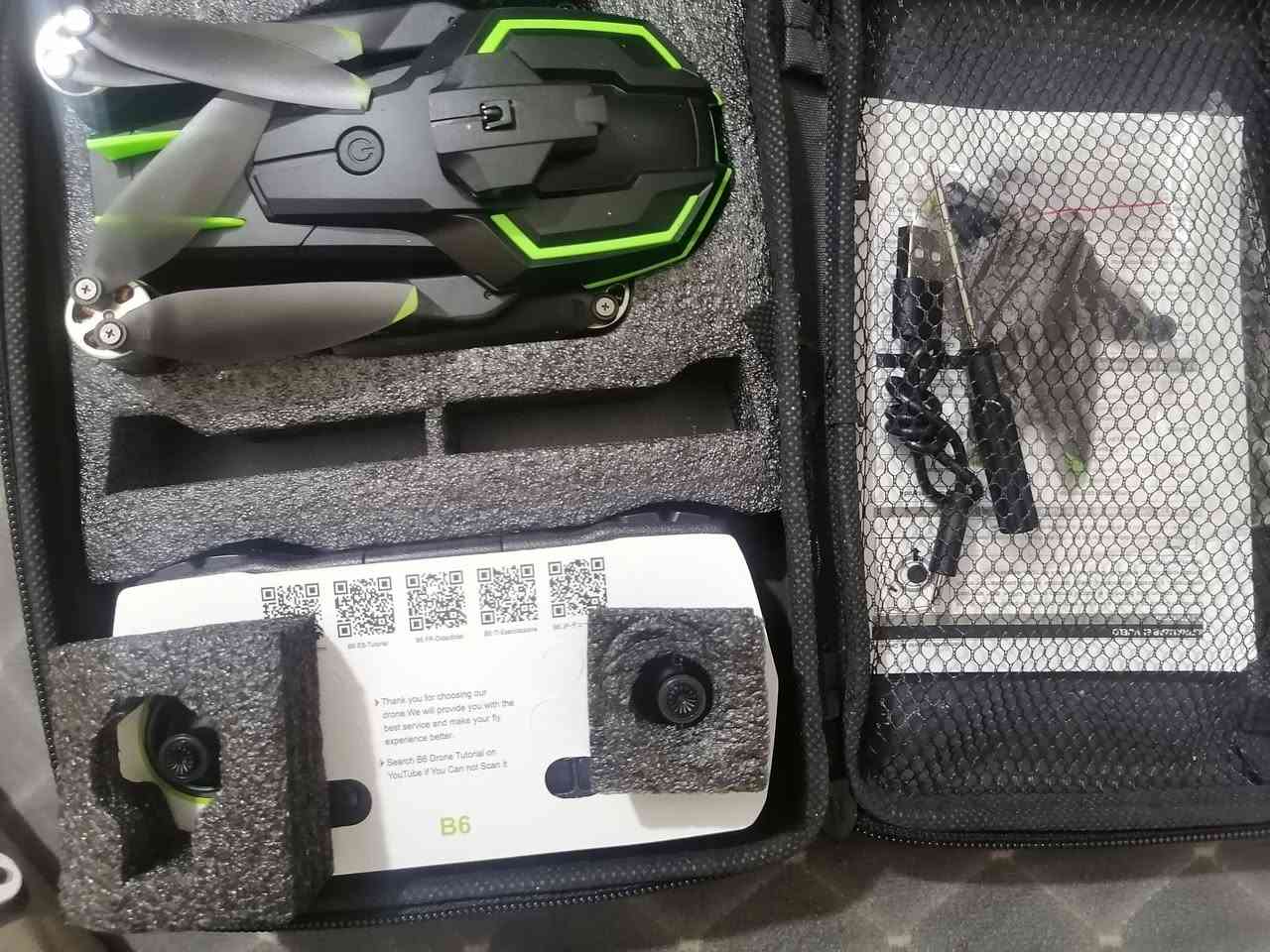السلام عليكم
طيارة drone B6  قابلة للطي نظيفة و جديدة بكارتونتها مجربة تشغيل فقط مع كامل ملحقاته تصوير 4k  وبطارياتها 2 قابلة للشحن تطير ارتفاع  50 متر ونطاق الكنترول 80 متر ونطاق WiFi 40 متر تصوير سهلة التعلم تفيد جماعة المواكب والمبتدئين بالمجال سعرها 50 الف ومتوفر توصيل


**إذا كنت صاحب هذا الإعلان وتريد حذفه لأي سبب، رجاءا أرسل رسالة إلى الدعم الفني**