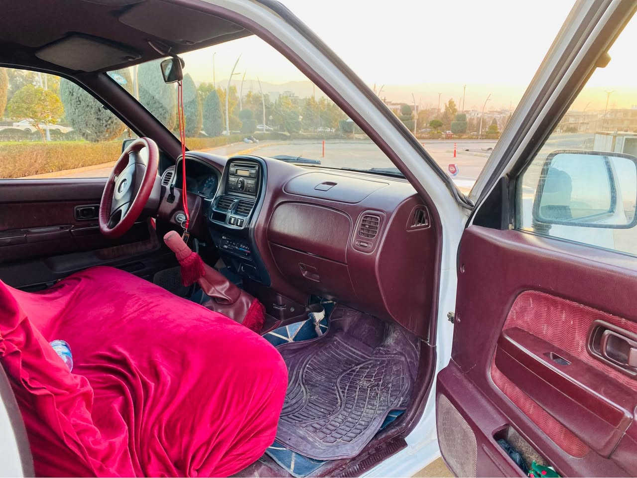 ***********//***********نیسان پیکاپ مۆدیل 2008 یابانی سپی ناو سور چوار جام کارەبا لەزگە بیلاد  بی بۆیاخ زۆر جوان تنها دوو پەلە سارد وکارتیکی بچوکی هەیە بی کرانەوە دواو پیشی کەپسە مەکینەی کراوەتەوە بەشەرتی فیتەر چوار تایەی لۆکی لەژیرایە سەنەوی تا 2030 تازەیە سەیارەی مالی خۆمانە  زۆر پاکە مالی دۆستە سعر 133 معاملەیەکی برایانە السليمانية, العراق
