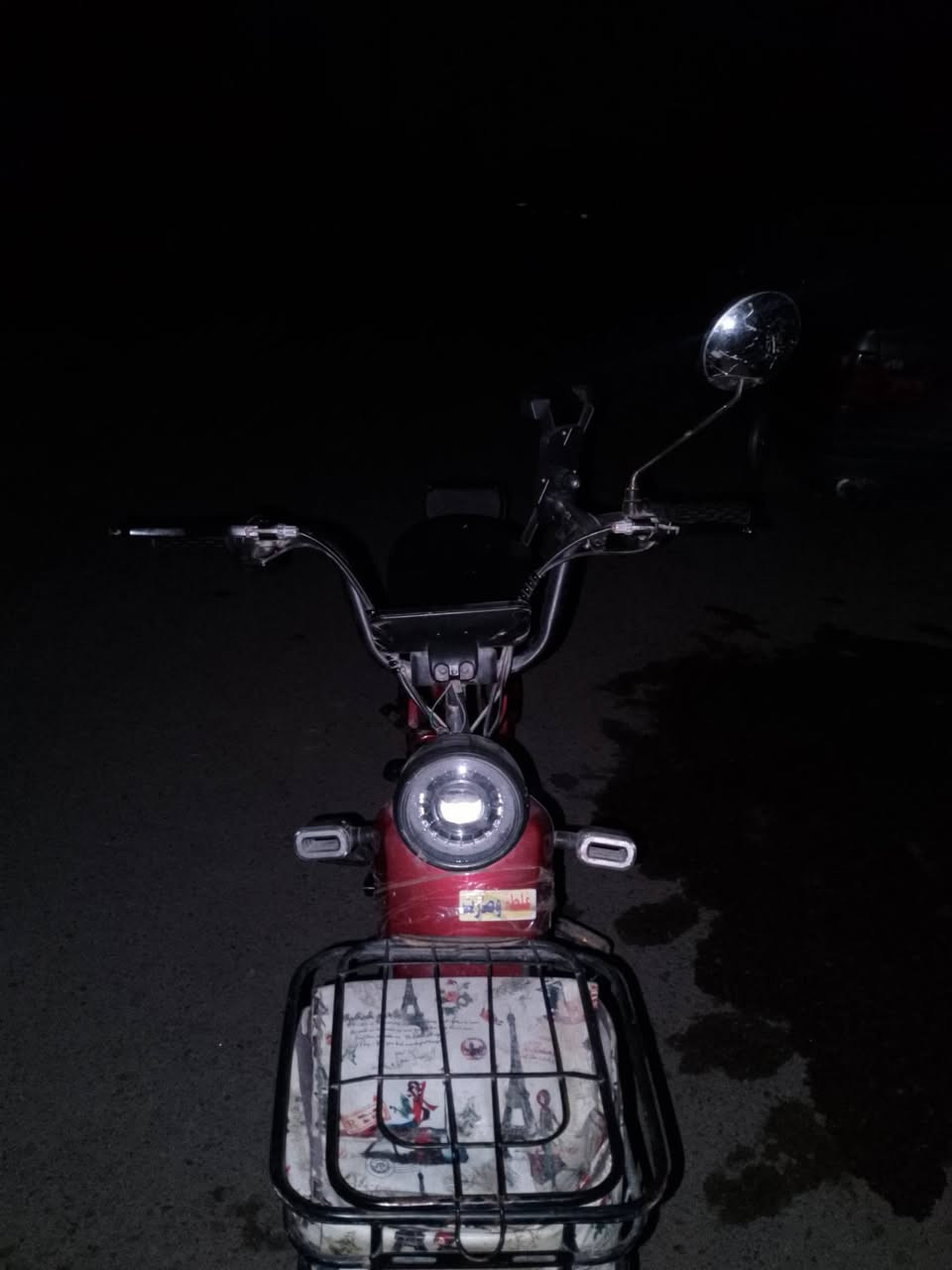 السلام عليكم دراجه حجم 16اصليه 4بطاريات بلادي جدد 
نضيفه مستعمل قليل السعر 200 وبيهه مجال حك جيه


**إذا كنت صاحب هذا الإعلان وتريد حذفه لأي سبب، رجاءا أرسل رسالة إلى الدعم الفني**