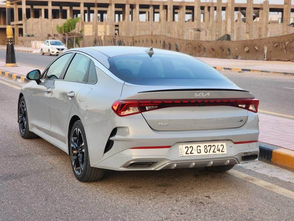 موديل 2022 gt line  k5 
السعر $173 وبيها مجال 
الون (سمنتي ) فول عدا الفتحه
بصمه تشغيل + بصمة ابواب
سايد بريك بصمه
 مثبت سرعه
‏ABS نضام 
مانع انزلاق
﻿حساس اطارات
﻿﻿بك لايت لد
﻿شاشه كبيره لمس
﻿كامره دواره
﻿كشافات اماميه
﻿شاشه عطال
﻿﻿﻿ويل كروم 18
﻿ردارات جانبيه
﻿مراقبه نقطه العمياء
﻿ردار الخطوط البيضاء
﻿اشاير باالمري
﻿كشنات جلد اسود
﻿مقعد سا ئق كهرباء
جنطه ذكيه 
﻿الايت اربع عدسات + ليد
﻿نضام قياده خمس وضعيات�usb+aux+ بلوتوث
﻿فول تحكم ستيرن
﻿كير اوتو +عادي
﻿آوتو بريك توقف تلقائي
﻿الخريطه
﻿صندوق كهربائي + صدوك ذكي
﻿زنود + ليد
﻿اوتو هولد
﻿التشغيل عن بعد
﻿تصميم خارجي رياضي
﻿نضام المحلاحه
﻿تصميم خارجي رياضي
﻿نضام المحلاحه
﻿﻿﻿مصابيح الخلفيه LED
﻿﻿﻿مصابيح ضباب LED
﻿﻿﻿﻿محرك تيربو 1600
﻿السيارة رقم اربيل الجديد الدولي
 (الحادث قطعتين خلفي بدون دواخل وبدون ايرباك سليم وبابين ملاونات ويا بدون تبديل كلهم نفسهم راجعين )
مكانها نجف 
*********** النجف, العراق
