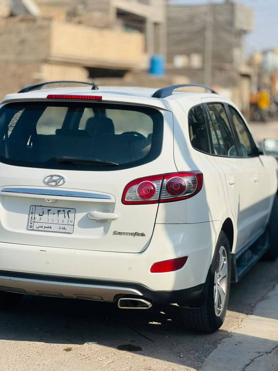 السلام عليكم
سنتافي 12 خليجي 
نص فول 
3قطع تبريد 
فتحه 
4سلندر 
7مقاعد 
ضربتها بنيد مبدل الأصلي 
وشبر بلجاملغ الأيسر 
سعرهاا 138 وبيها مجال بسيط
للاستفسار...***********
