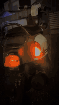 بوليس حاويه  للبيع دراجه مكفوله كله ختم واحد وي مكينه بلادي 49 دراجه حلوه ناعمه سعر 125000 مليون 25 بيه مجال مكان نجف هذه رقمي ***********
