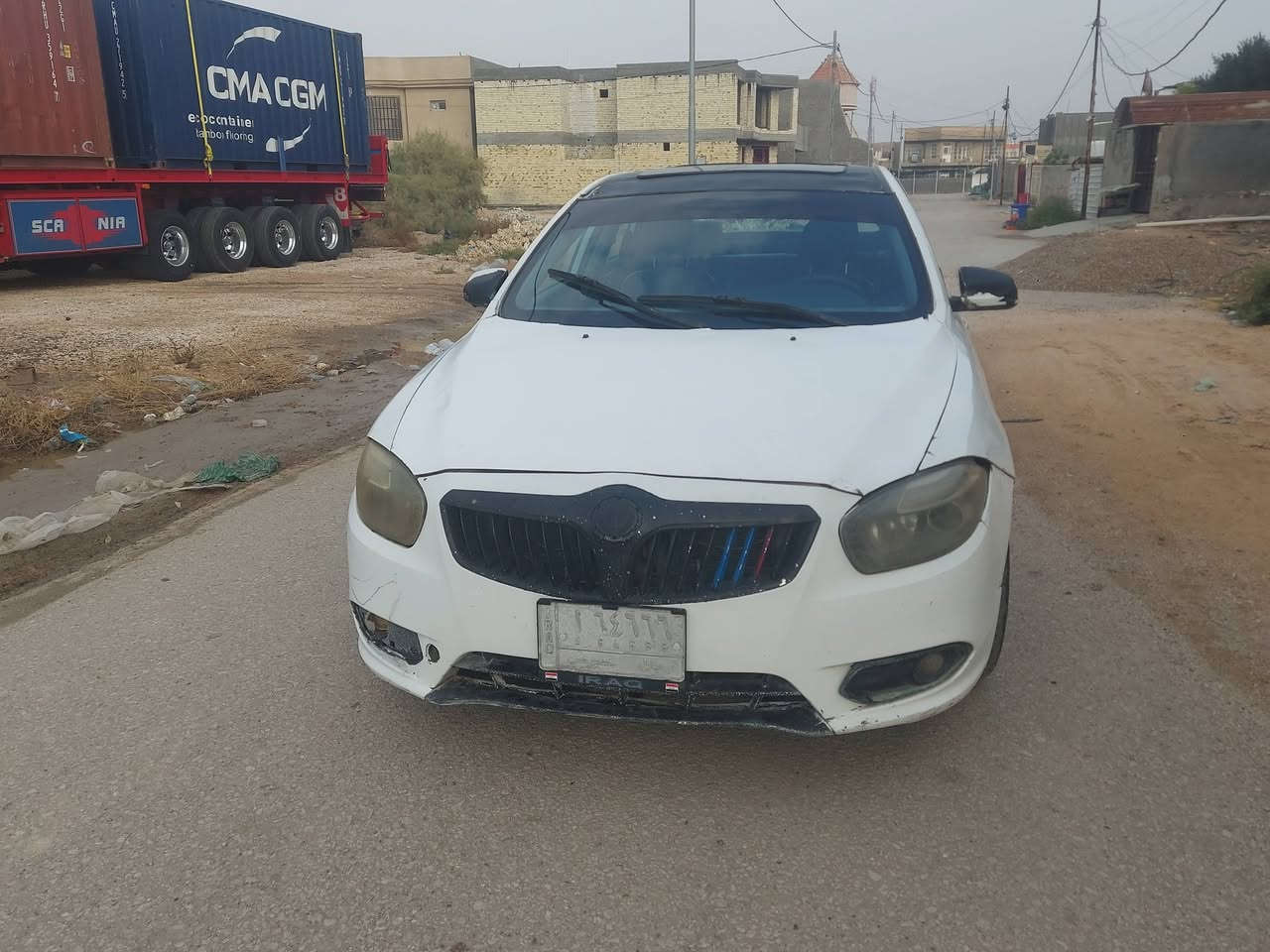 السلام عليكم سياره للبيع ب 50 وبيها مجال***********
