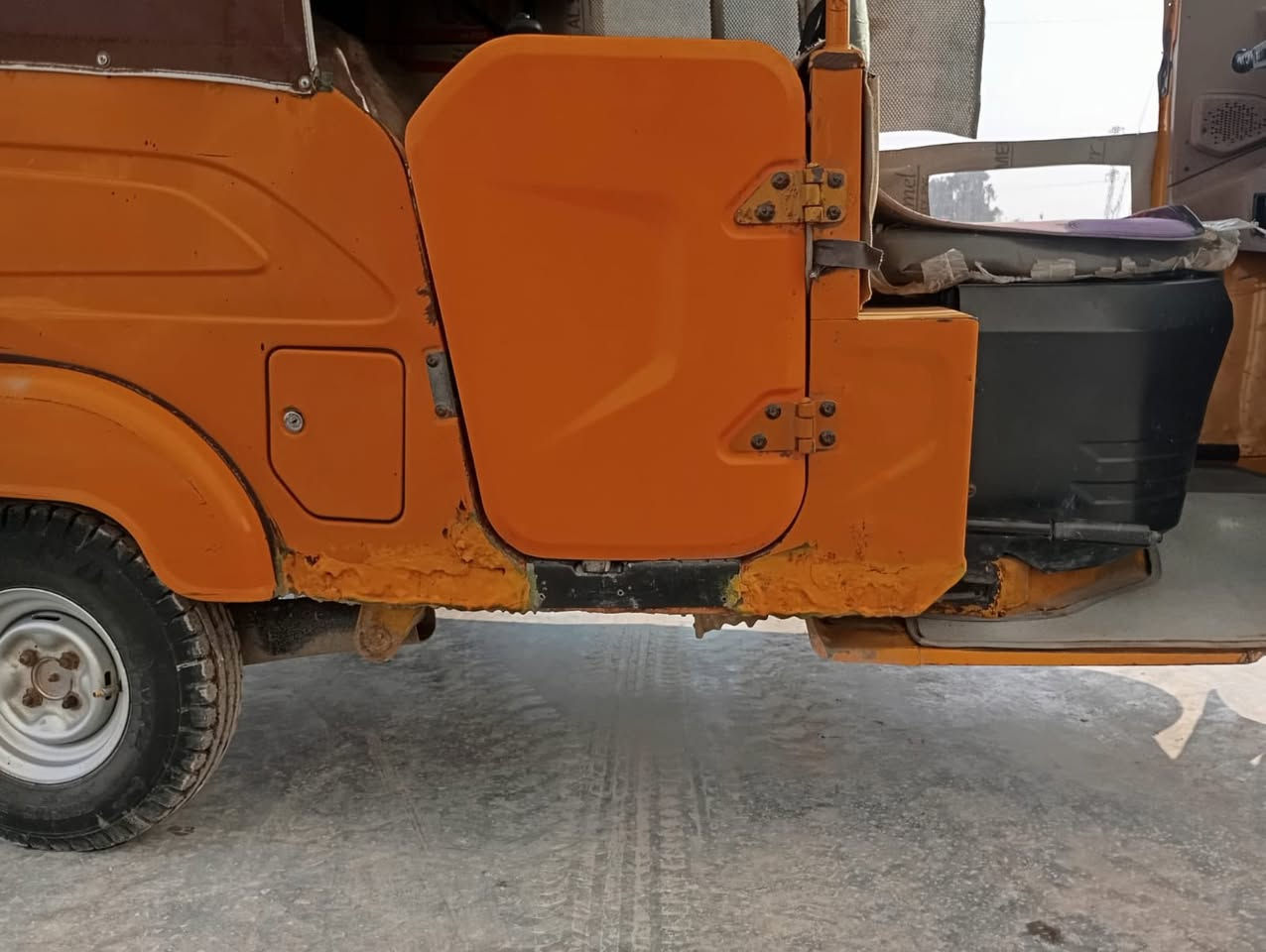 سلام عليكم تكتك لل بيع موديل2021 شهر سابع 
اوراق فقط بدون رقم
مكاني بغداد 
سعره 6،250 بيه مجال بسيط


**إذا كنت صاحب هذا الإعلان وتريد حذفه لأي سبب، رجاءا أرسل رسالة إلى الدعم الفني**