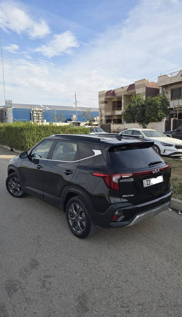 سيلتوس٢٠٢٤وارد امريكي  بدون صبغ 
محرك2000دوش المرغوب ماشية ٣٧ الف (كيلو) 
المواصفات
قيادة ذاتية 
بصمة و تشغيل عن بعد 
دفع رباعي فور ويل
نقاط عمياء
تدفئة مقاعد
شاشا متصلة كبيرة بيقة هواية مواصفات 
تحديد مسار والتنبيه من خروج المسار
رادار امامي وخلفي وجوانب 
اوتو ستوب 
لايتات متصل فول LED 
كشنات قماش وجلد أربيل, العراق


**إذا كنت صاحب هذا الإعلان وتريد حذفه لأي سبب، رجاءا أرسل رسالة إلى الدعم الفني**