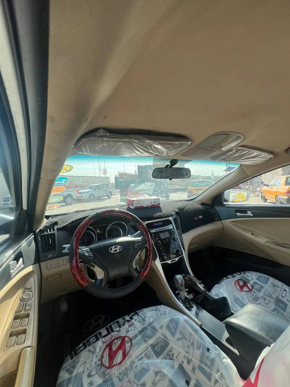 سوناتا موديل ٢٠٠١١ خليجي للبيع او مراوس حسب القناعه السونار موضح بالصوره السعر ١١٥ للاستفسار الاتصال على *********** المكان السماوة /الرميثة
