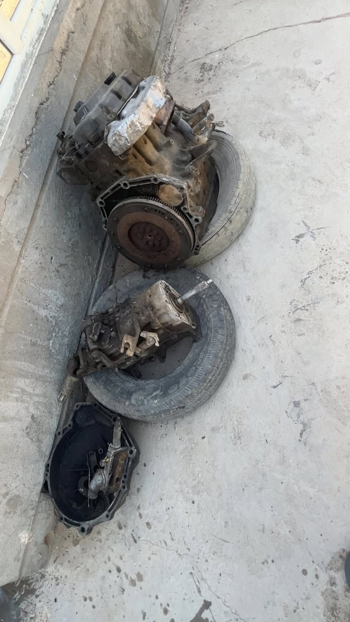 السلام عليكم كير ومحرك  وبم للبيع المحرك شغال يشتغل نگره بس يبخر والبم ضمان ع الشغل والكير بس الرابع من تشيل رجلك يرجع وباقي النمر كلشي مابيهن السعر ٦٥٠ وبي مجال بسيط مكاني بغداد ومتواجد ع الفيس راسل خاص وتدلل وهذا رقمي بي واتساب ***********

